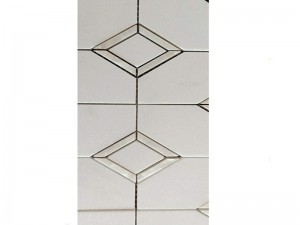 China Mother Of Pearl Inlaid White Diamond Marble Mosaic Tile