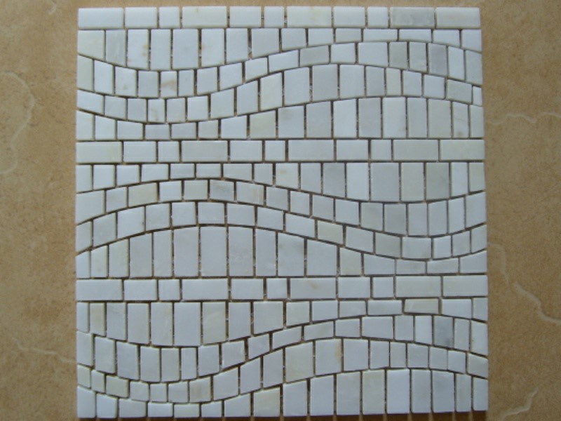 Класична традиционална квадратна плочка со мозаик од бел камен, мозаик со мозаик