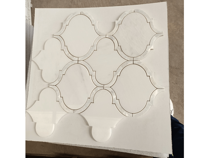 Elegant hvid afrodite perlemor Waterjet marmor mosaikforsyning (1)