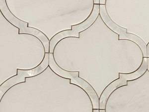 Elegant hvid afrodite perlemor Waterjet marmor mosaikforsyning