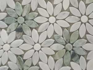 ກະເບື້ອງ Mosaic ສີຂຽວແລະສີຂາວ Waterjet Sunflower Marble Supply