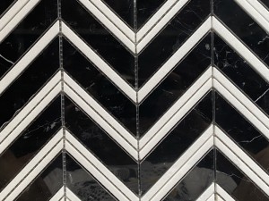 હેરિંગબોન શેવરોન સપ્લાયર બ્લેક એન્ડ વ્હાઇટ માર્બલ મોઝેક ટાઇલ