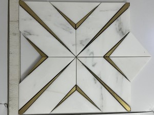 Inlay Brass Gold Calacatta Marble Tile Diamond Mosaic Para sa Wall Decor