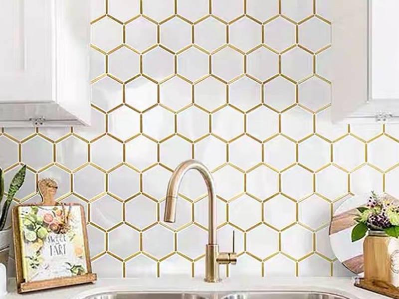 Mermer-And-Brass-Hexagon-Honeycomb-Mosaic-(8)