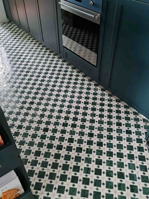 Мјешовити мермерни мозаик плочица за под у купатилу