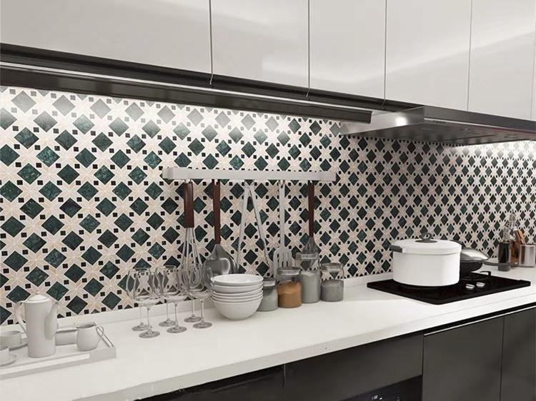 Гал тогооны өрөөний чулуун чимэглэлийн ард мозайк хавтанцар