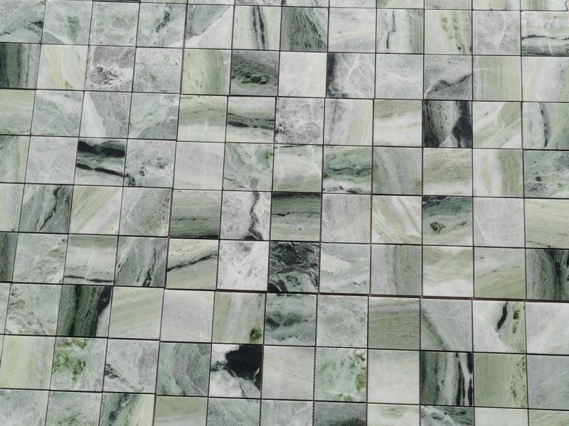 Lapis lapideus novus lapillus viridis marmoreus quadratae tegularum musivarum pro muro et pavimento