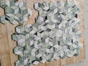 Precio al por mayor cubo tridimensional mosaico de mármol verde