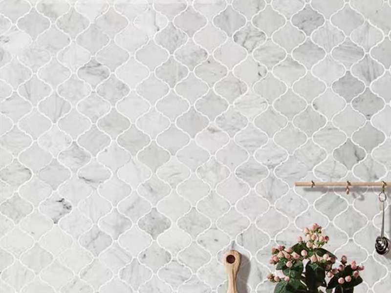 lucerna arabeska mramorová mozaiková dlaždice pro výzdobu stěn jídelny