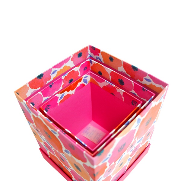 Lid And Base Paper Gift Box Featured Image