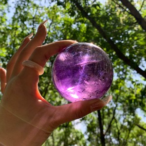 Fa'amalologa Amethyst Quartz Crystal Sphere Natural Crystal Ball