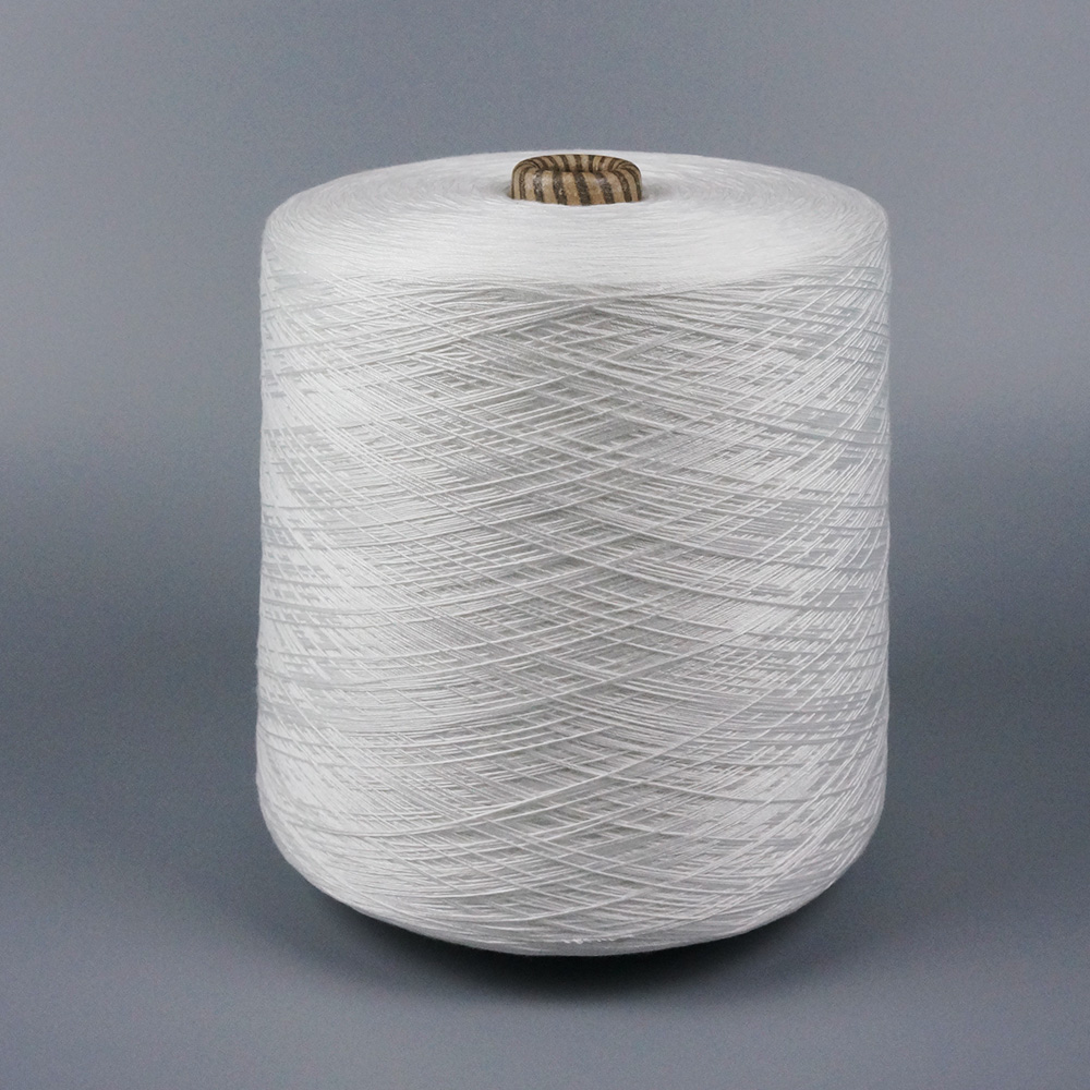 tkanina textilná surovina linha para costura 20/2 42s/2 lacná šijacia niť spriadaná polyesterová šijacia niť Odporúčaný obrázok