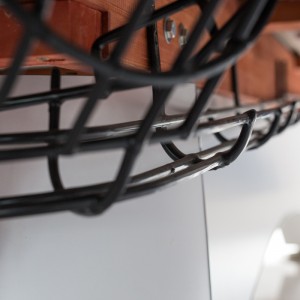 Высакаякасны 9-футавы клубны більярдны стол з дзевяццю шарамі