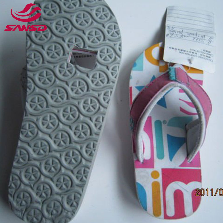 Pantofla grash për femra për vajzat e verës Këpucë të buta në plazh Këpucë pishinë Sandale pantofla
