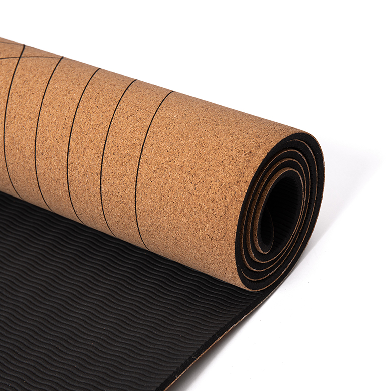 Çin satıcısı qoxuya davamlı ekoloji cəhətdən təmiz laminatlı konsentrik dairələr iki cüt qatlı tpe rezin mantar yoga mat