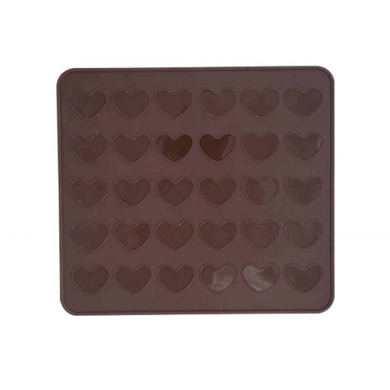Foaie de ciocolată reutilizabilă din silicon pentru macaroane, cu 30 de cavități, modelată în formă de inimă