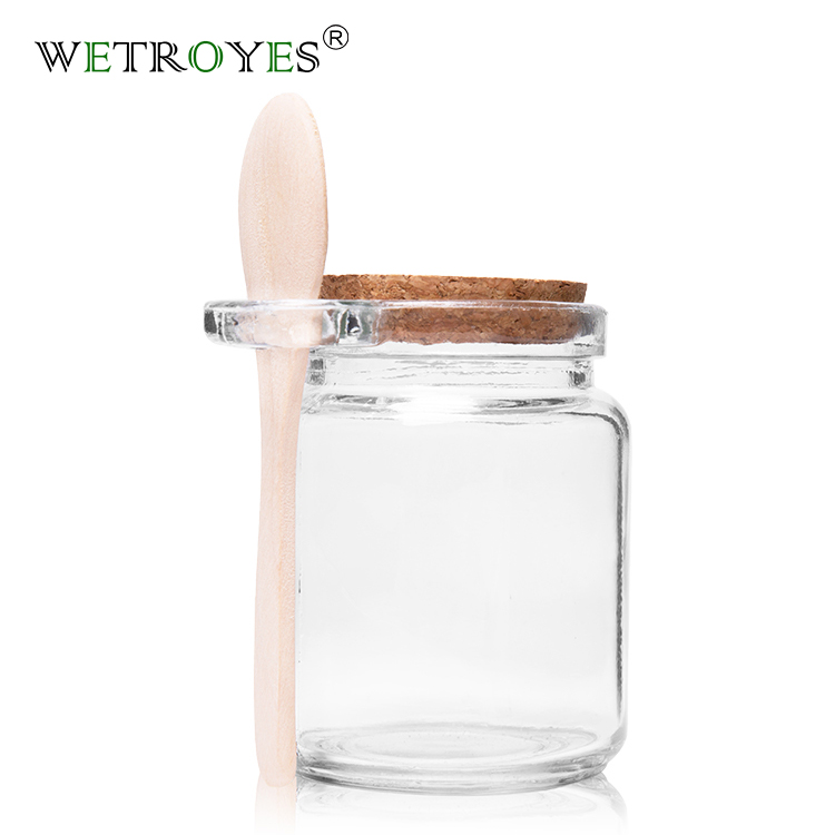 http://cdn.globalso.com/wetroyes/wetroyes-8oz-250ml-clear-spice-glass-jar-11.jpg