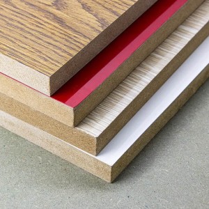 Doppelseitige MDF-Platte mit Holzmaserung und Melaminbeschichtung