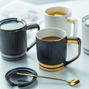 Ceramic mug Condensed Coffee porcelain tea Mugs and saucer sets cute tumbler latte bone china mugs with lids Spoon Christmas Mug