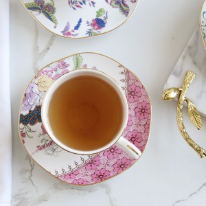 Ηπειρωτικό κεραμικό βρετανικό απογευματινό τσάι με κόκκαλο Κίνας φλιτζάνι καφέ πιάτο μαύρο κύπελλο γραφείου ποιμενικός ρετρό καφές