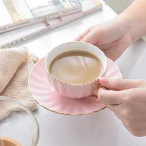 Pink Cute Creative Porcelain Cup and Saucer Ceramics Simple Tea Sets Modern Design Coffee Cups