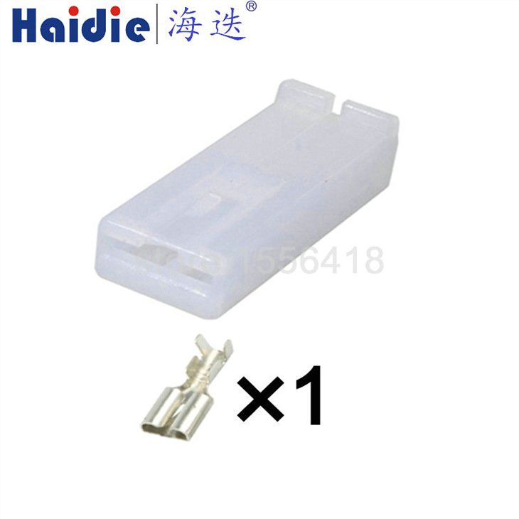 1 Pin 6.3 Series Car & Motorcycle Connector Plug Plastic White With Termina Connector 180905