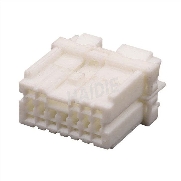 12 Viae Male TK Type Connector 7283-5988 MG653012