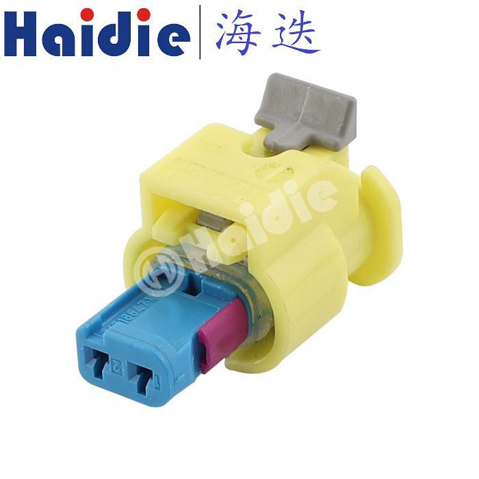 2 Pole Receptacle Injector Connector 3-1718647-1