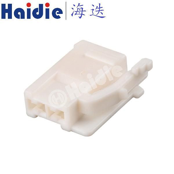 2 Pin Wedge Connector 7283-1026 MG651759