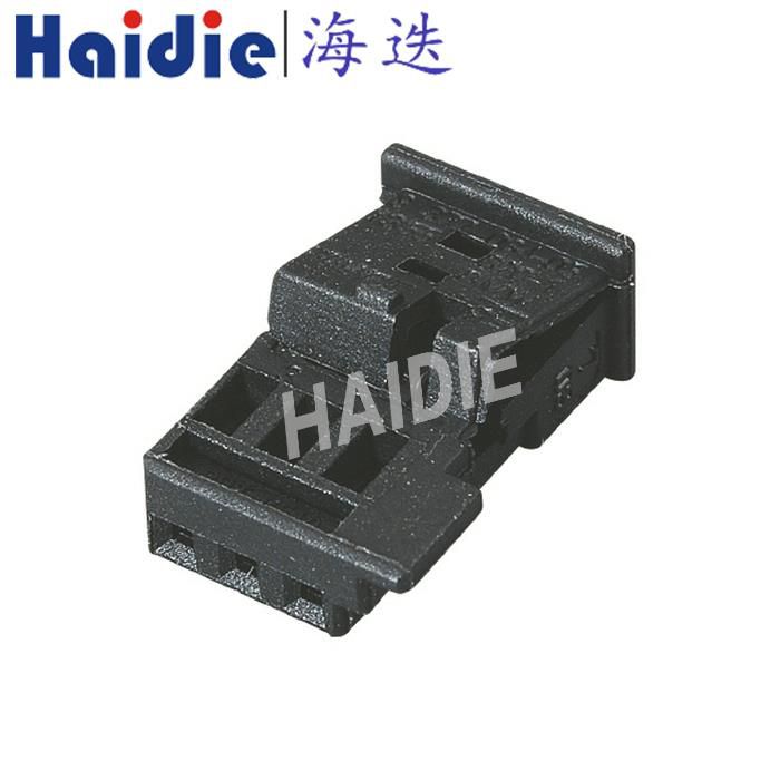 Conector cablu impermeabil cu 3 găuri 1355620-1