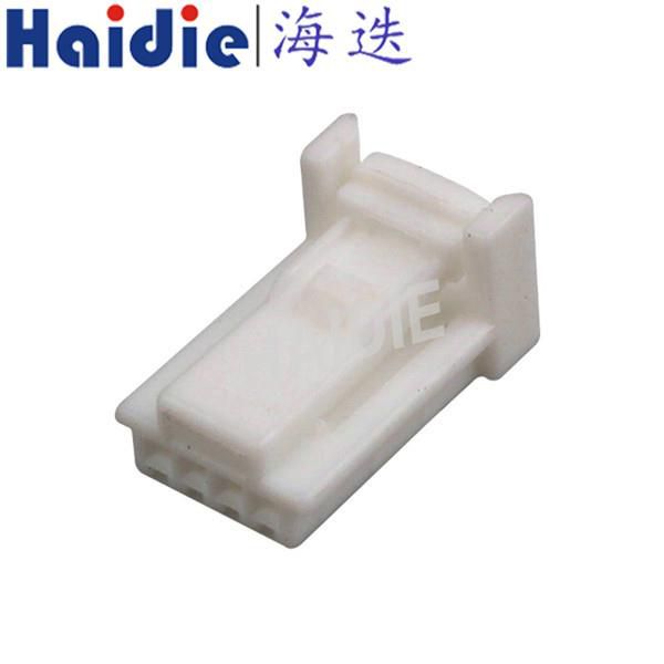 4 Pin Blade Cable Connector 1473672-1