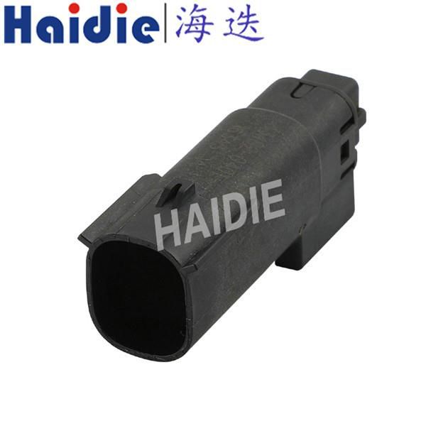 4 Pin Male Automotive Connector 33482-0401