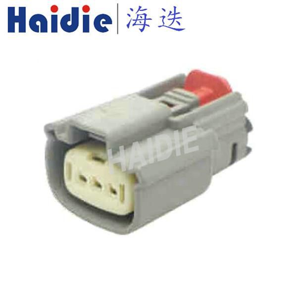 3 Pole Waterproof Wire Connection 33471-0340