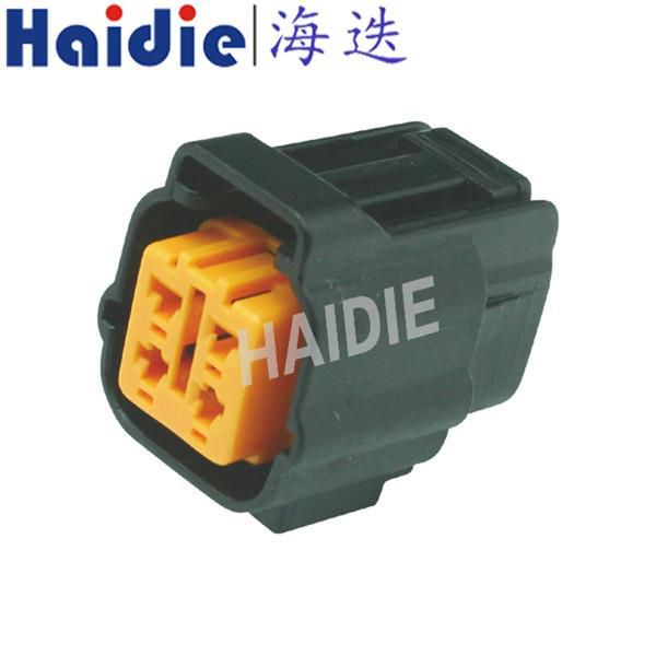 4 Pin Female Electric Connectors 6195-0015
