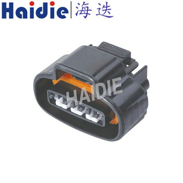 4 Pole Female Electric Wire Connector 90980-11150