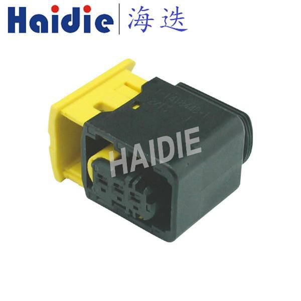 3 Hole Receptacle Waterproof Auto Plug 1-1418448-1