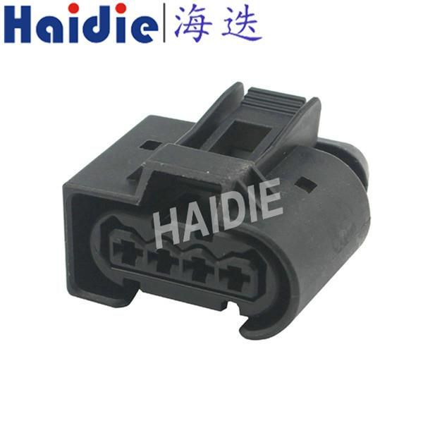 4 Way Female Injection Connectors 50290698 9441491