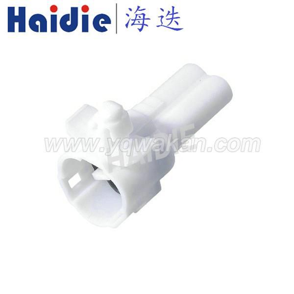 3 Pole Male Electrical Connector 6188-0018