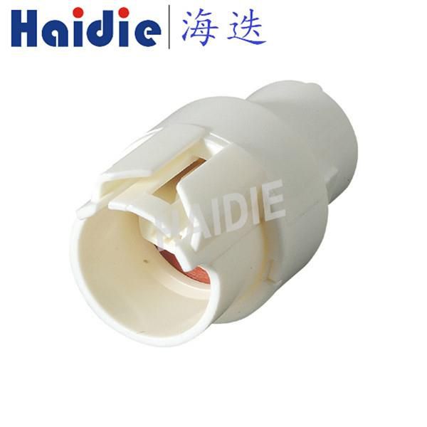 3 Hole Female Waterproof Automotive Electrical Connectors MG640168