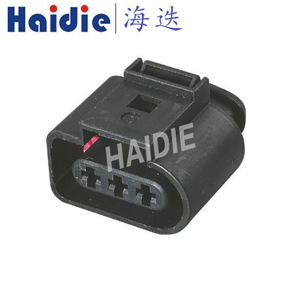 3 Pin Female Cable Wire Connector 1717696-1
