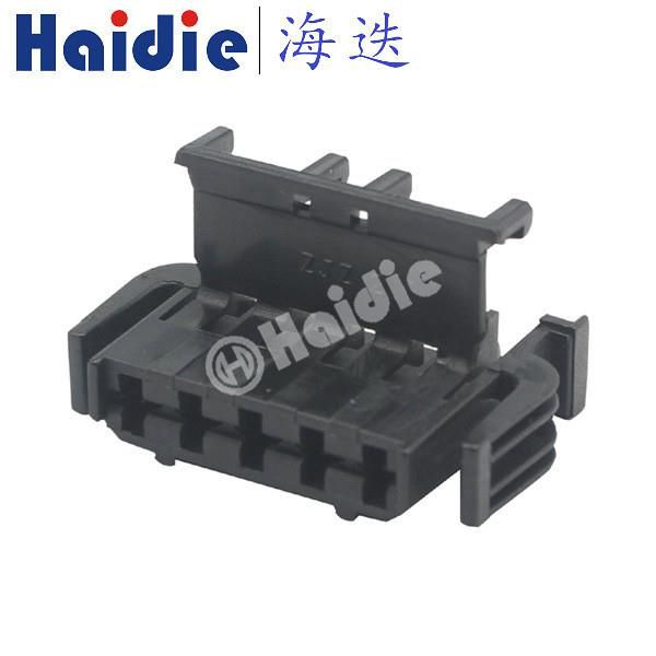 5 Way Female Electrical Connectors 893 971 635