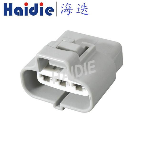 3 Pin Female Cable Connectors 6189-0165