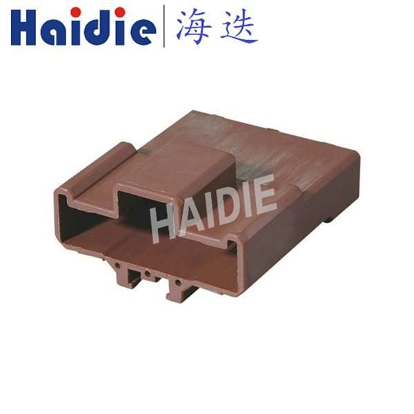 3 Hole Male Automotive Connector 6098-0208