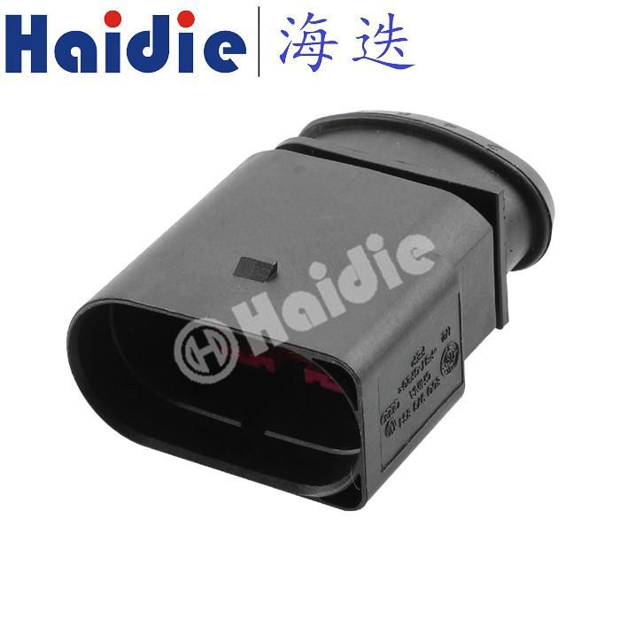 8 Way Male Connector 8D0 973 834