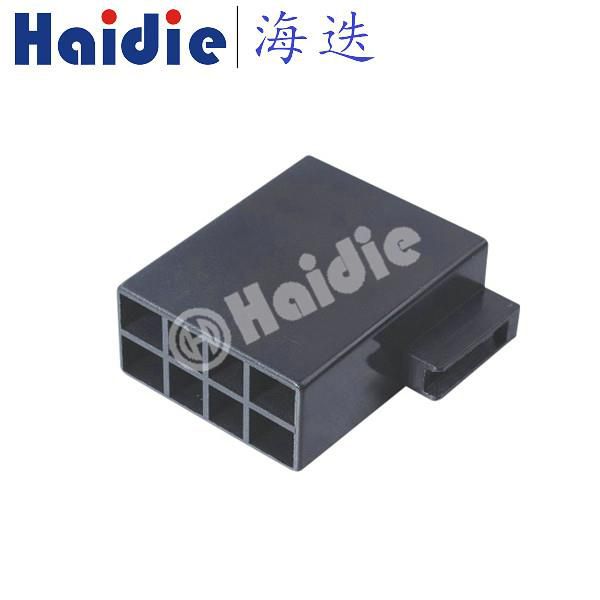 8 Way Male Connector 106455-3