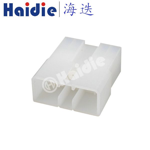 9 Pin Male Wire Connector MG620213