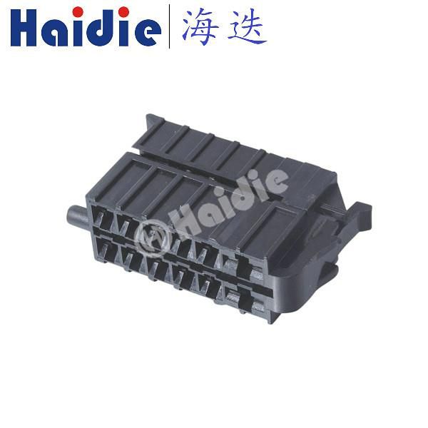 12 Pin Male Cable Wire Connector 928569 357 945 971