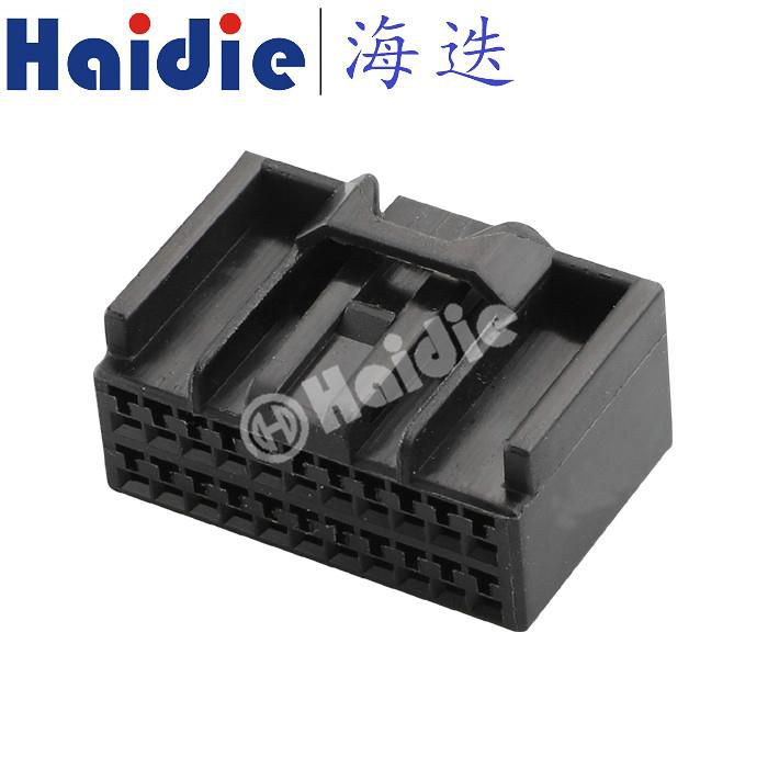 22 Pin Female Wiring Connector 7282-5834