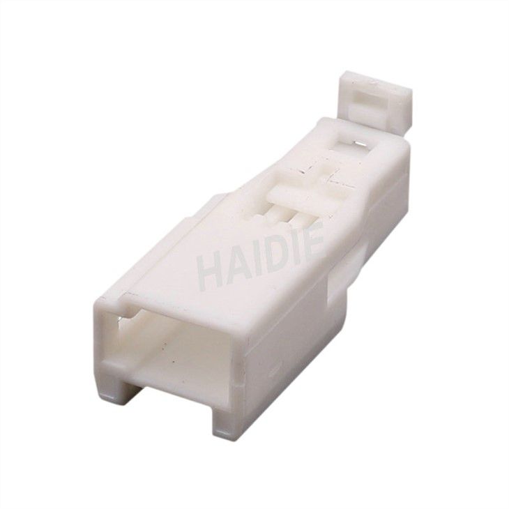 3P Auto Connectors Αρσενικό Automotive Electrical Wiring Connector 3A03MW/7282-8631/MG643272