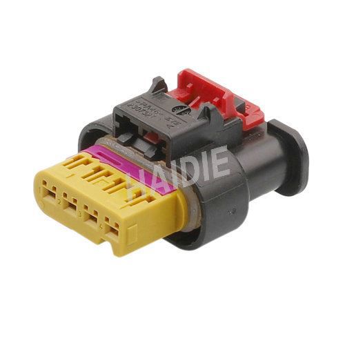 4 Pin Female 4K0973704B Waterproof Automotive Electrical Wiring Harness Connector